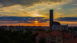 sky tower wrocław zachód słońca film wizerunkowy